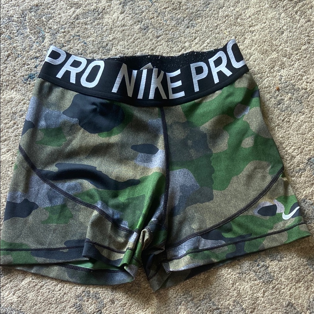 Nike Pro Green Camo Shorts